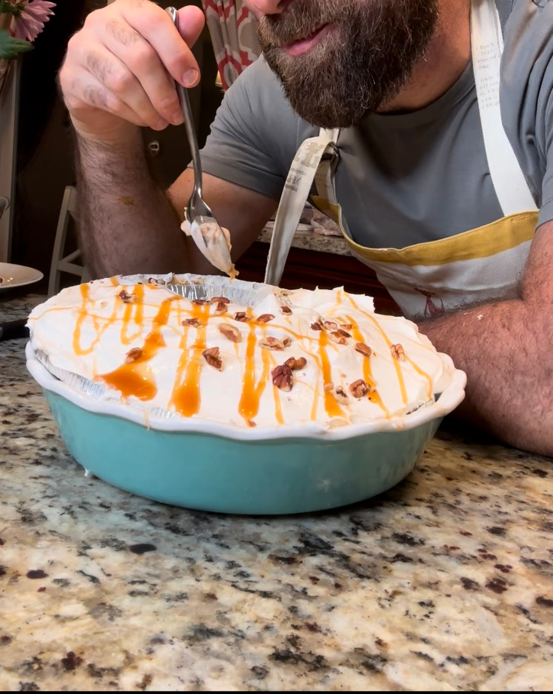 Pecan Turtle Pumpkin Pie (No Bake)